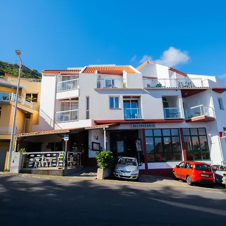 Guest house Residencial Familia 3*