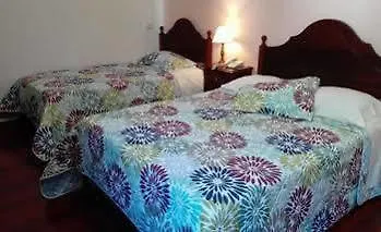 Πανσιόν Residencial Familia