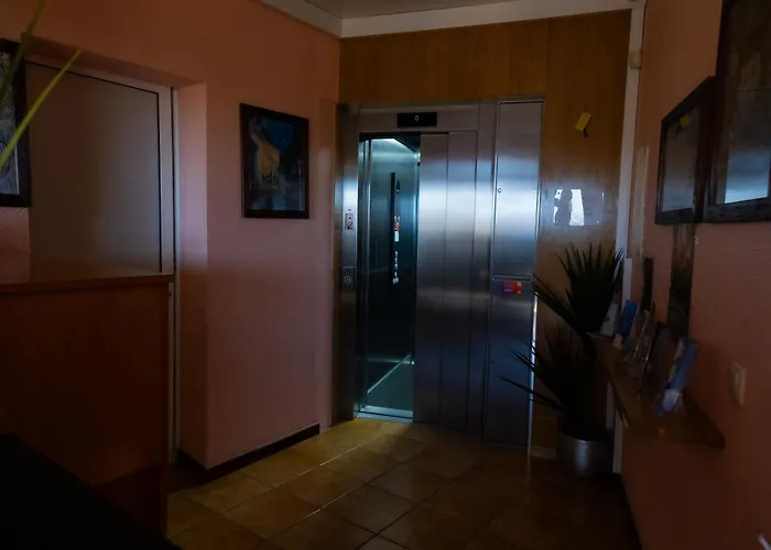 בית הארחה Residencial Familia 3*