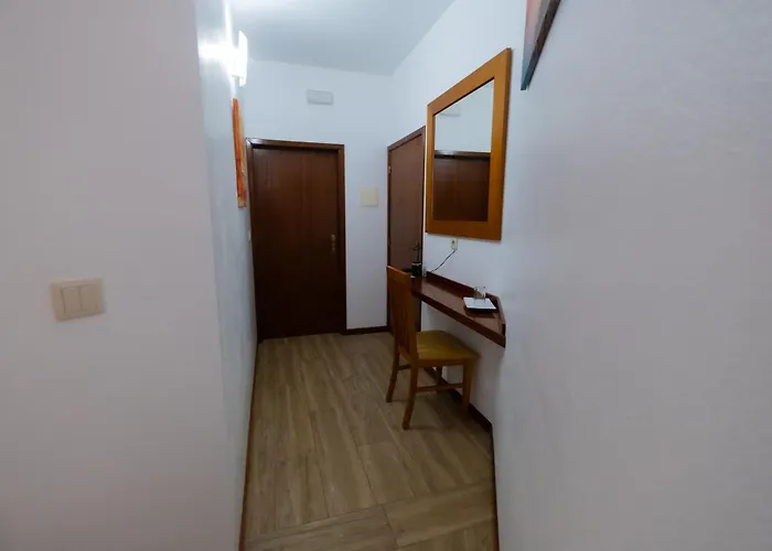 Residencial Familia בית הארחה 3*