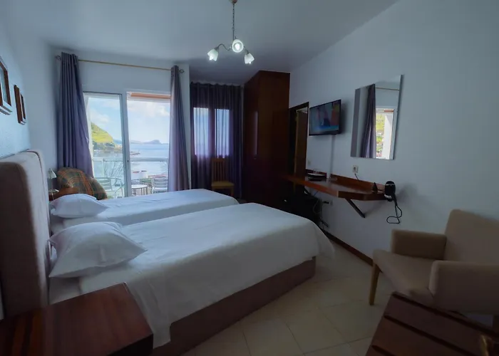 Gasthof Residencial Familia Machico (Madeira)