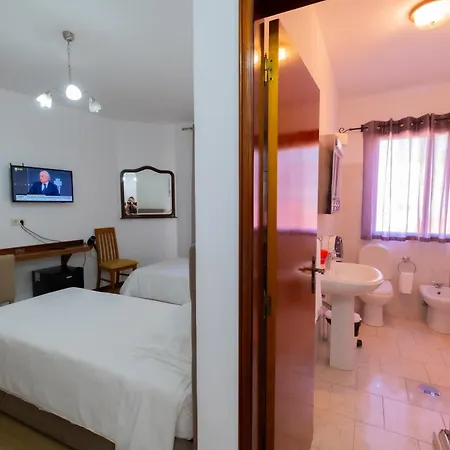 Residencial Familia 3*