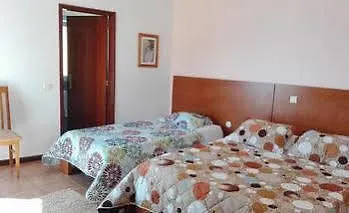 Residencial Familia בית הארחה מצ'יקו