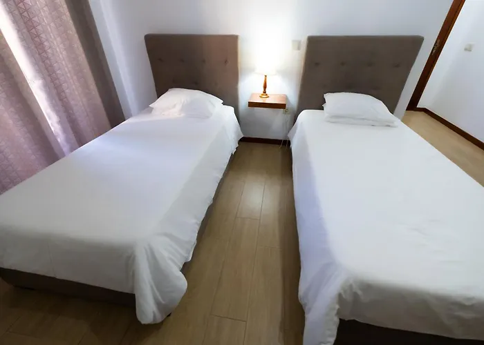 Residencial Familia Guest house Machico (Madeira)