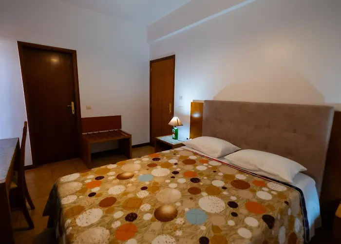 Residencial Familia 3*