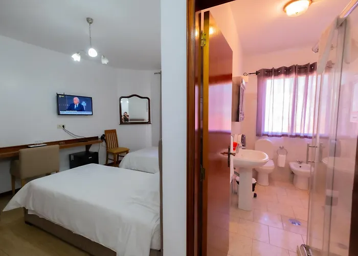 Residencial Familia 3*