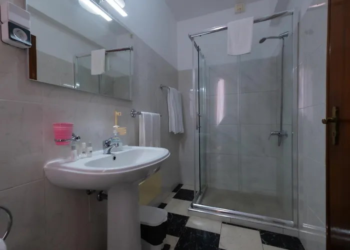 Residencial Familia Machico (Madeira)