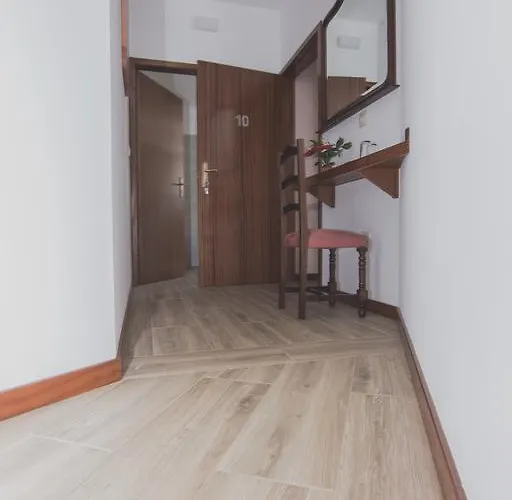 Residencial Familia Πανσιόν